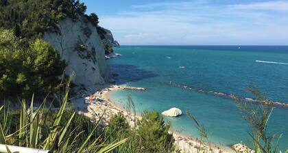 Bea&Berto | Complete apartment in the hills, a stone's throw from the sea