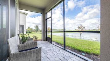 Townhome, Multiple Beds, Patio (Waterview Luxury Retreat) | Interior