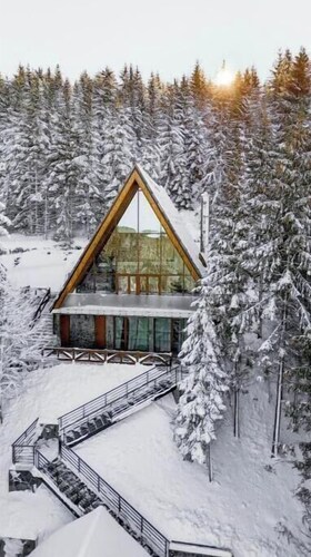 Modern 5-bedroom villa in Kopaonik with stunning mountain views