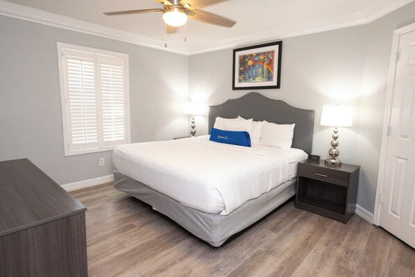 Room - My SouthernComfort at 519 Frenchmen street! 201 (New Orleans)