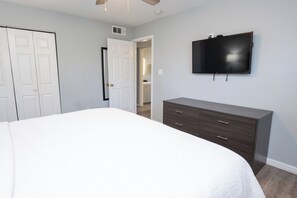 2 bedrooms, iron/ironing board, free WiFi, bed sheets