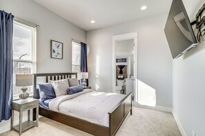 Interior - Close to Restaurants: Houston Haven w/ Balcony! (Houston)