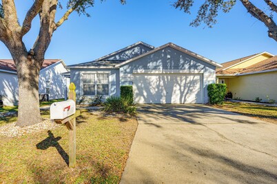 9 Mi to Walt Disney World: Family Home w/ Pool!