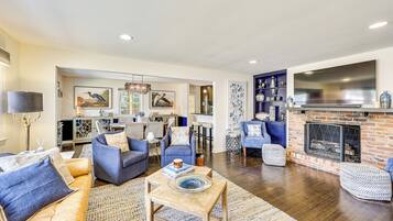 House (4 Bedrooms) | Interior