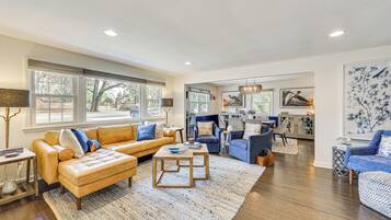 House (4 Bedrooms) | Interior