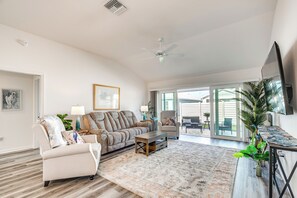 House (3 Bedrooms) | Front of property