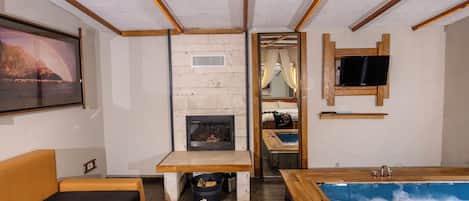 Suíte luxo, vista para o mar | 1 quarto, lençóis italianos Frette, roupas de cama premium