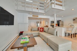 Interior - Walk to Ski Lift: Family-friendly Windham Townhome (Windham)