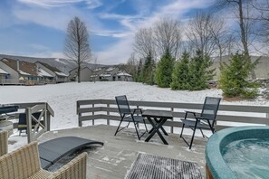 Apartment (3 Bedrooms) | Front of property - Walk to Ski Lift: Family-friendly Windham Townhome (Windham)