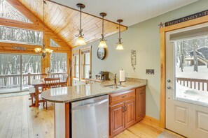 House (3 Bedrooms) | Interior - Hike, Ski & Raft: Terra Alta Cabin w/ Large Deck (Terra Alta)