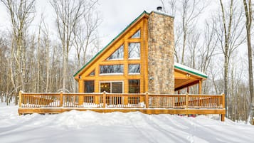 House (3 Bedrooms) | Front of property