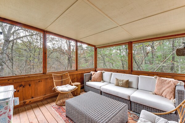 1 Mi To Beach: Lake Rabun Home W/ Carriage House - Tallulah Falls