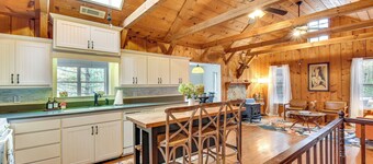 1 Mi to Beach: Lake Rabun Home w/ Carriage House