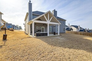 House (5 Bedrooms) | Interior