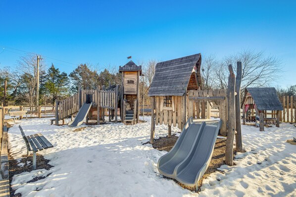 Apartment (4 Bedrooms) | Interior - Balcony & Pool Access: Modern Gainesville Home (Gainesville)