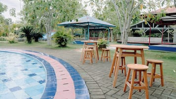 Standard Room, Pool View | Terrace/patio