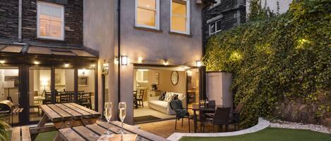 Apartment | 3 bedrooms, Internet