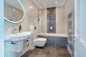House | 3 bedrooms, Internet - Rosemount X3 Bed Townehouse With Hot Tub (Windermere)