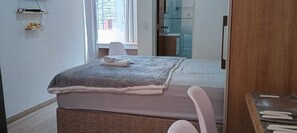 1 bedroom, free WiFi, bed sheets