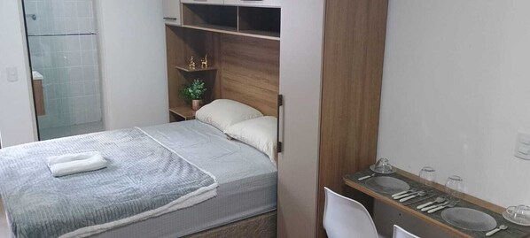 1 bedroom, free WiFi, bed sheets