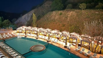 Indoor pool, seasonal outdoor pool