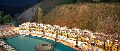 Indoor pool, seasonal outdoor pool