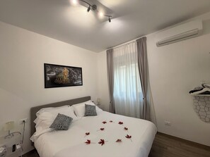 1 bedroom, iron/ironing board, travel cot, WiFi - Duomo view Suite2+2 Privacy Venere lift&AC+Self check-in (Firenze)