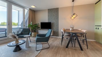 Apartment, Balkon | Wohnbereich