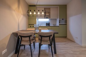 2-Person apartment (1 dog allowed) | Private kitchen | Fridge, microwave, oven, stovetop