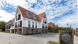 Unclassified image, 4 of 56, button - Hotelresidentie Zout (Zoutelande)