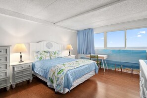 2 室のベッドルーム、アイロン / アイロン台、WiFi (無料)