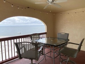 Condo, 1 Bedroom | Outdoor dining - Bienvenue 1 Bedroom Condo (Navarre)