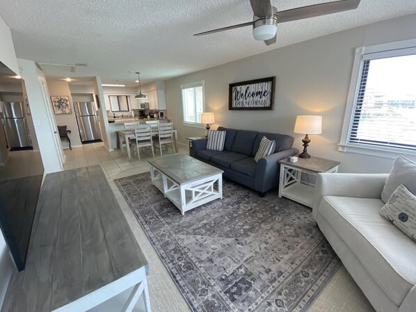 Condo, 1 Bedroom | Living area - Bienvenue 1 Bedroom Condo (Navarre)