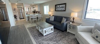 Bienvenue 1 Bedroom Condo