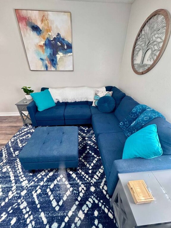 Comfy 2br 1ba Apt - Port Arthur, TX