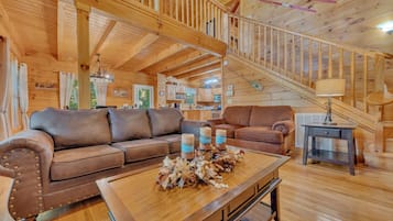 Cabin, 2 Bedrooms | Living area | Smart TV