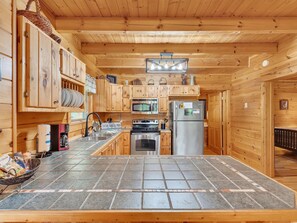 小屋, 2 間臥室 | 私人廚房 | 電冰箱、烤箱、咖啡機/沖茶器、烤麵包機