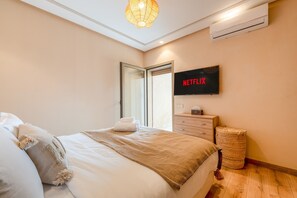 2 bedrooms, iron/ironing board, travel cot, WiFi - Cosy apartment in the heart of Marrakech. Ideal for families and friends (Marrakech)