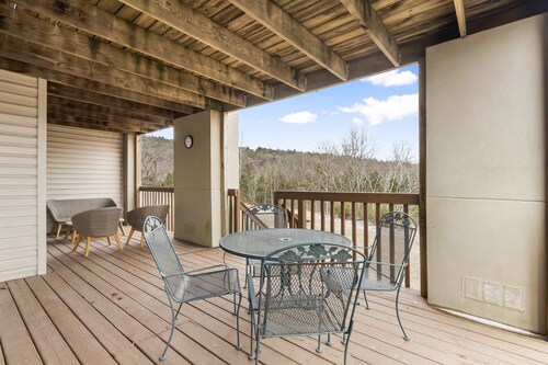 Modern Comfort Retreat