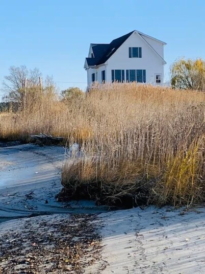 Amazing views waterfront 3-bedroom home in Madison with a 190 foot pier!