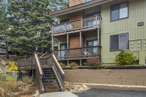 Exterior detail - Hidden Valley-Close to The Village (Mammoth Lakes)