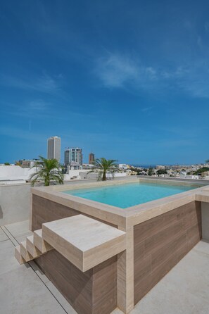 Rooftop pool
