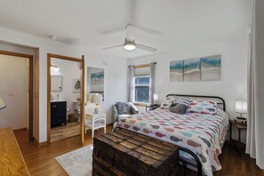 4 chambres, fer et planche à repasser, accès au Wi-Fi (inclus)