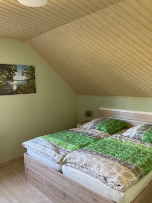 2 bedrooms, free WiFi, bed sheets