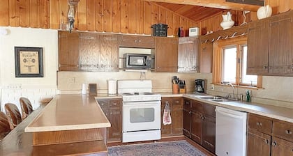 12 Mile Ranch Historic Cabin Surrounded by National Forest