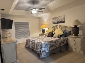 4 habitaciones, escritorio, tabla de planchar con plancha y wifi gratis