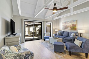 Smart TV - Coastal Pet Friendly Villa with Private Deck and Community Pool Access (Hilton Head Island)
