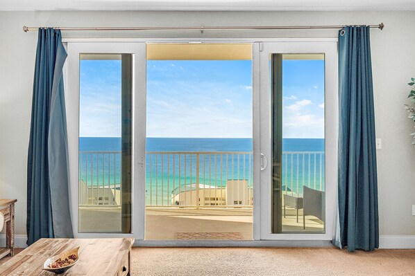 Interior - Gulf Views at Laketown Wharf 1916 (Panama City Beach)