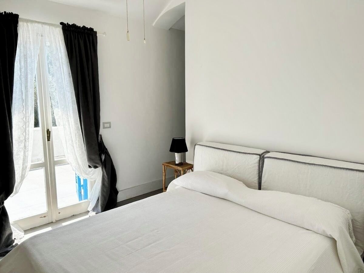 3 slaapkamers, een kluis op de kamer, een strijkplank/strijkijzer, wifi