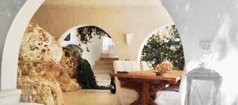 Ostuni Beachfront Villa with Pool & Private Parking, Luxury Holidays